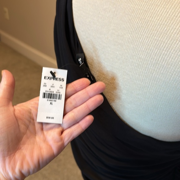 NWT Express Top! Size XL - Picture 5 of 5